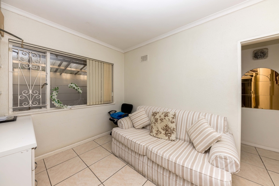 3 Bedroom Property for Sale in Heathfield Western Cape